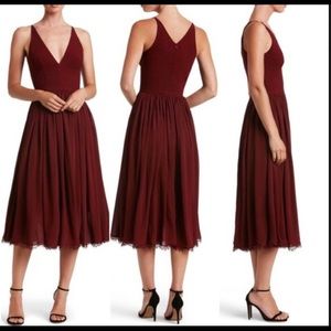 DRESS THE POPULATION ALICIA MIXED MEDIA MIDI DRESS